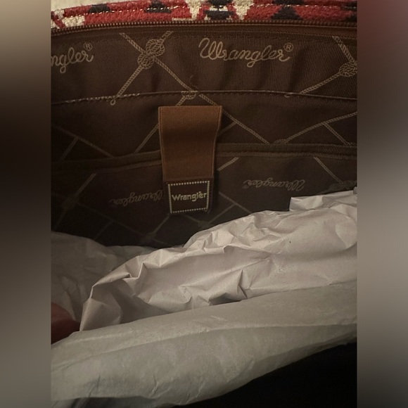 NWT WRANGLER Large Shoulder Tote Bag - Red Aztec Southwestern Canvas - Picture 5 of 7